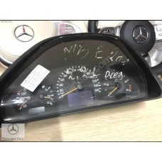 MERCEDES E 210 KADRAN KM SAATİ 2105407211